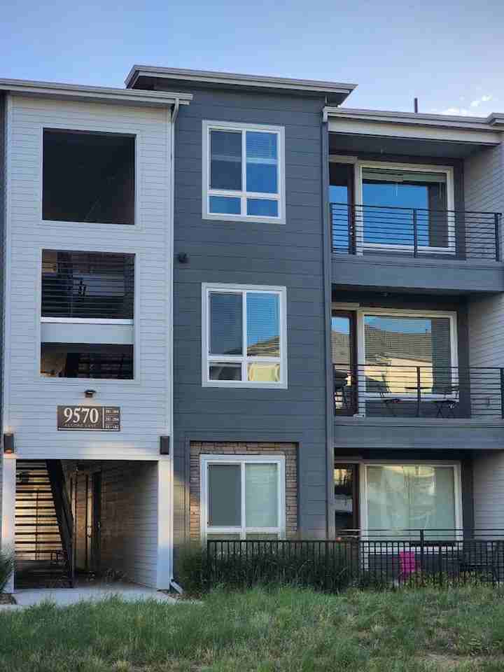 9570 Accord Ln - Photo 2 of 47