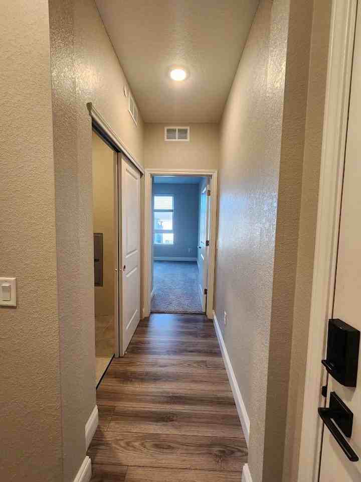 9570 Accord Ln - Photo 4 of 47