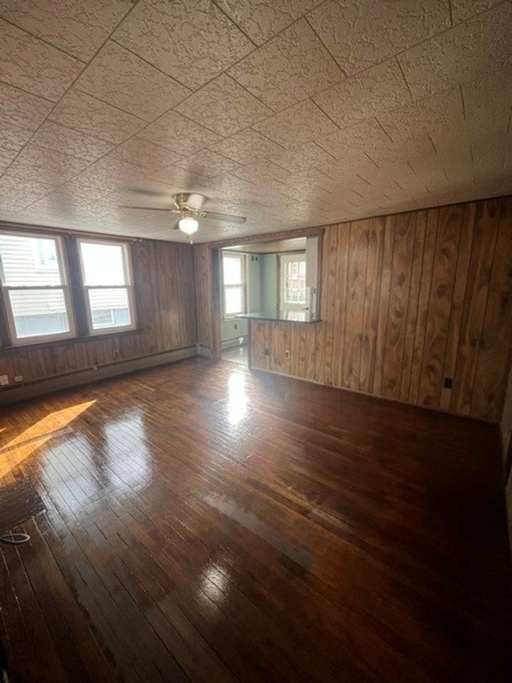 444 E Bertsch St - Photo 4 of 18