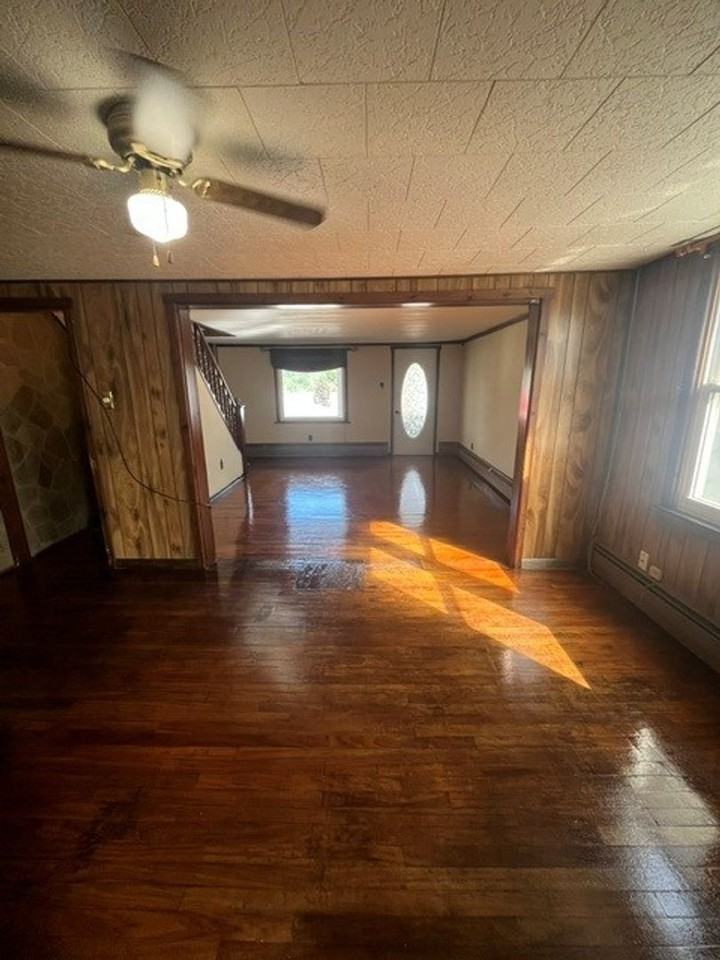 444 E Bertsch St - Photo 5 of 18