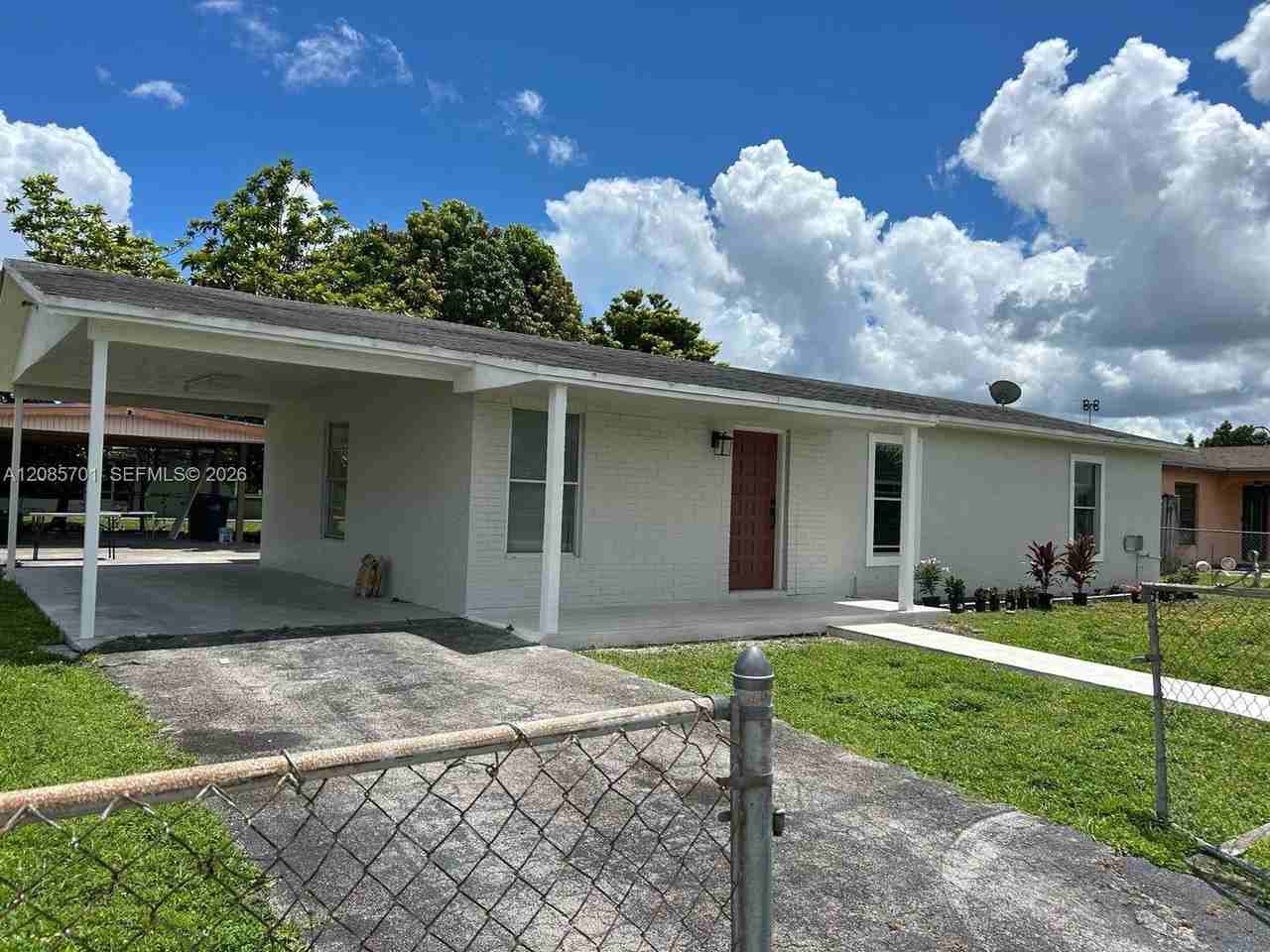 15710 Sw 304th St - Photo 7 of 12
