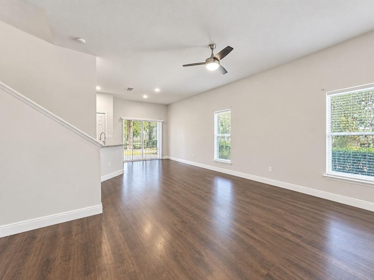 2048 Schuller Way - Photo 3 of 7