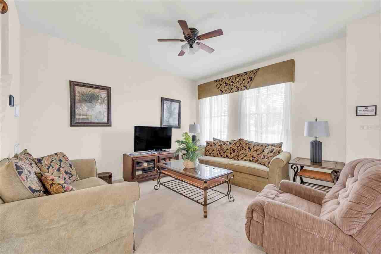 2654 Marg Ln - Photo 5 of 41