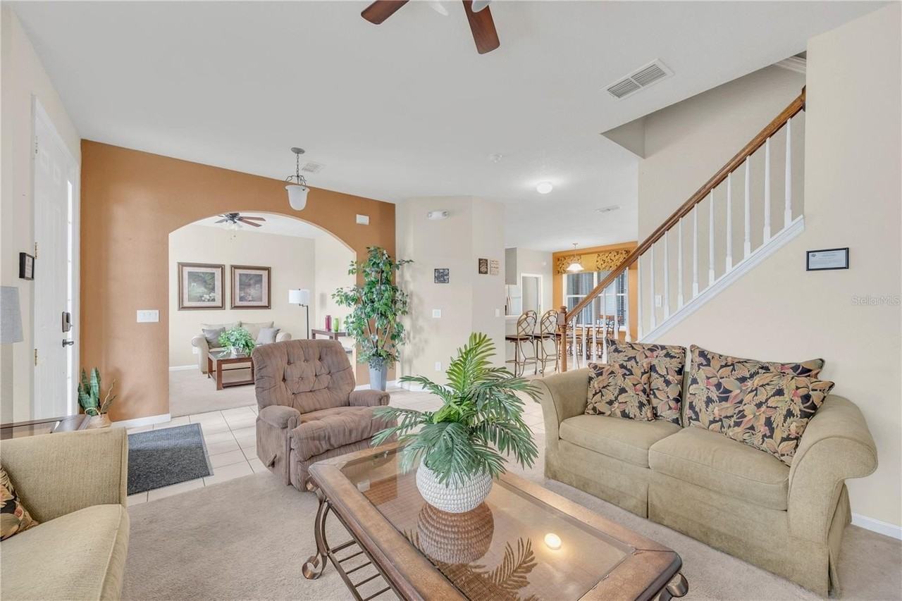 2654 Marg Ln - Photo 6 of 41