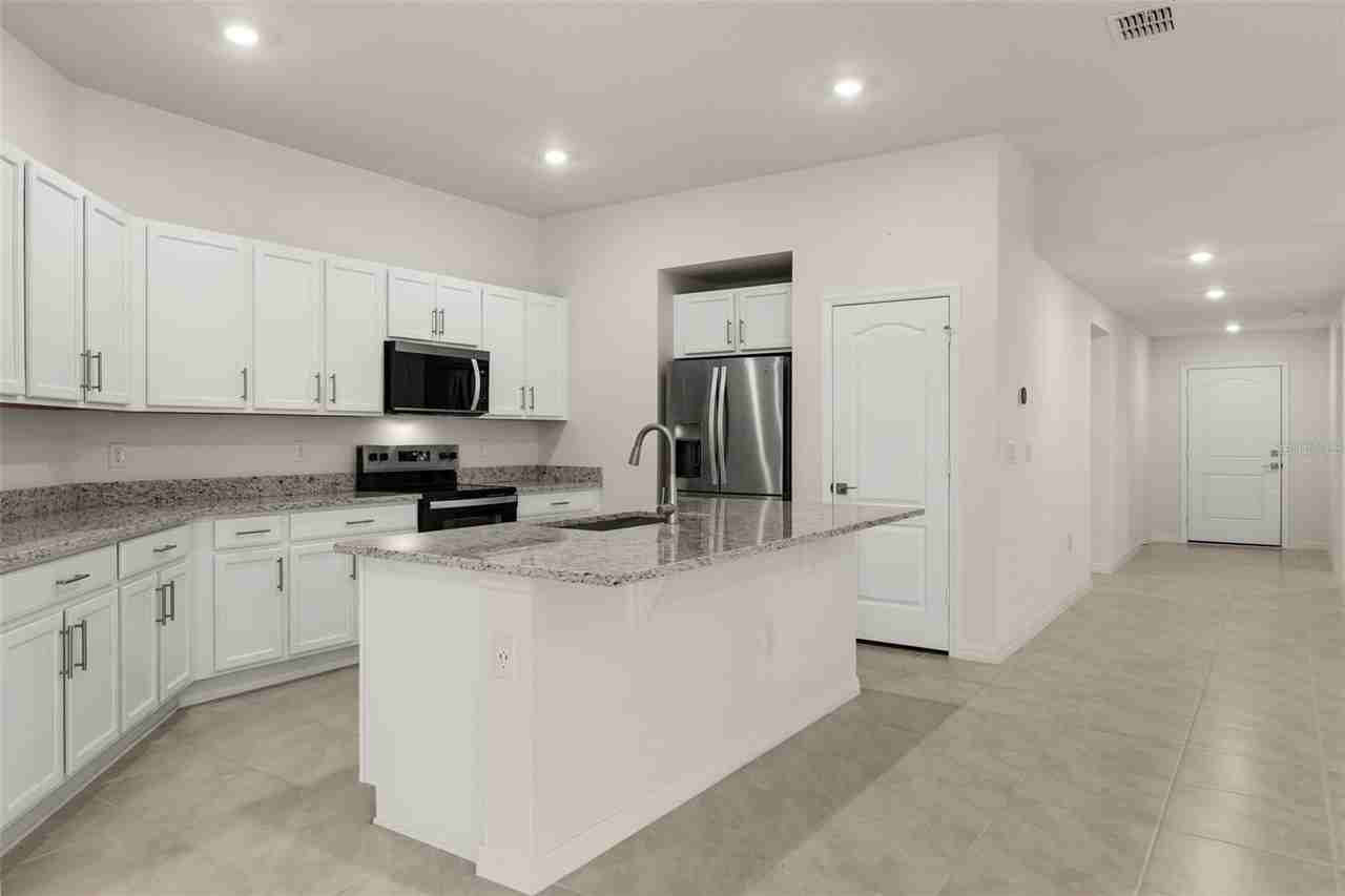 3934 Axis Valley Pl - Photo 7 of 39