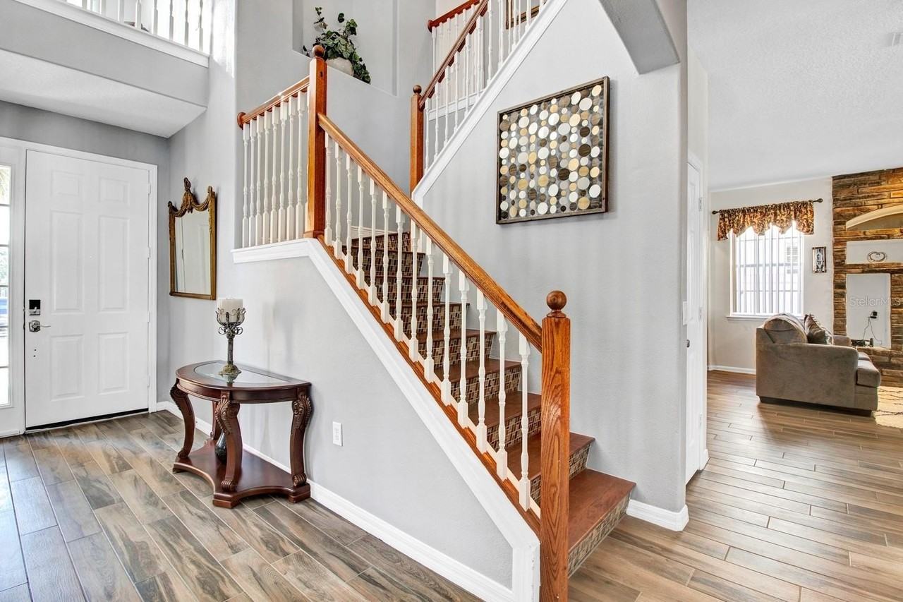 2262 Windcrest Lake Cir - Photo 2 of 33