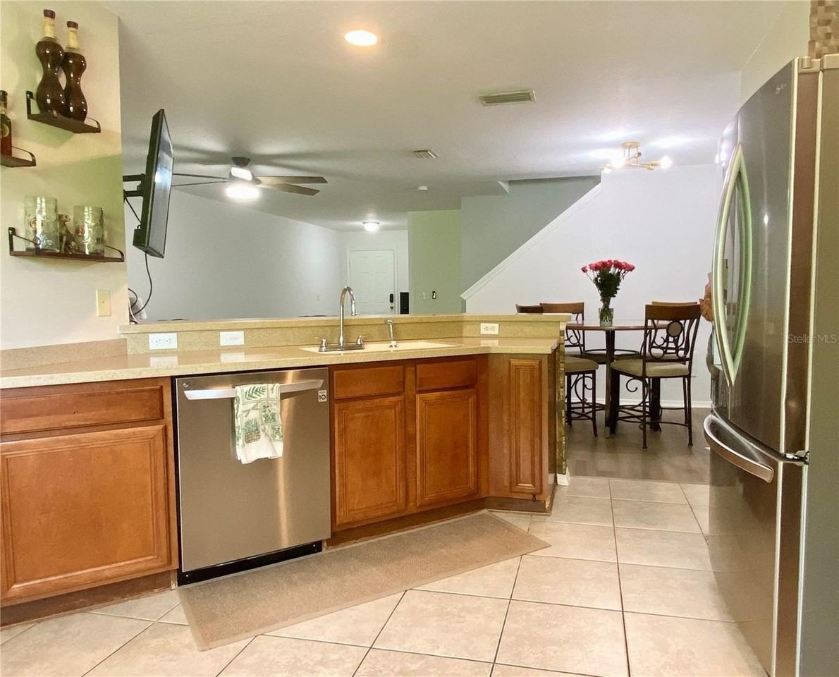 1529 Water Terrace Ln - Photo 3 of 39