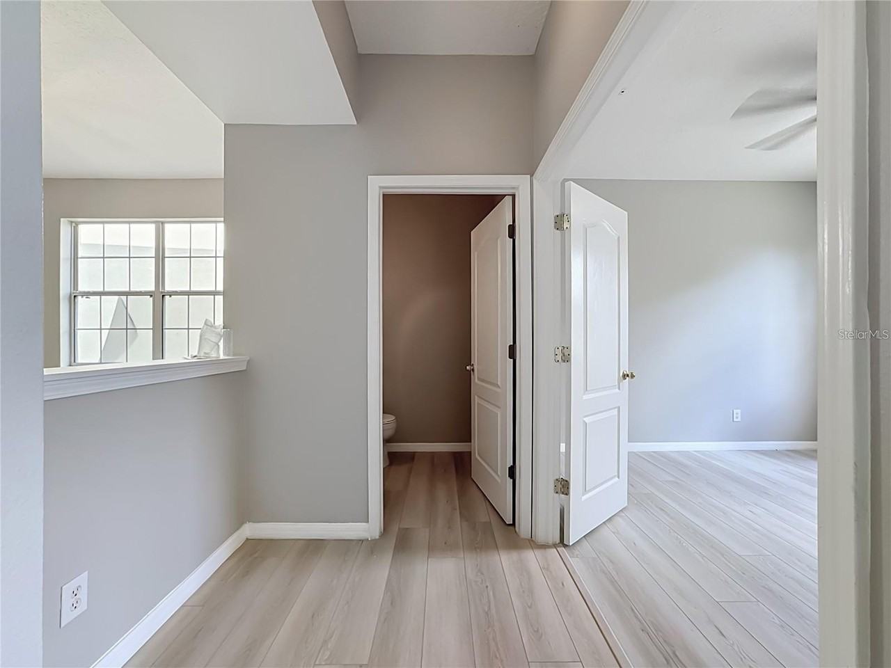 1620 Atlantic Dr - Photo 3 of 32