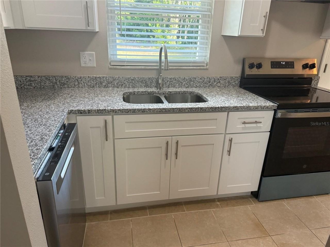 7339 New York Ave - Photo 3 of 7
