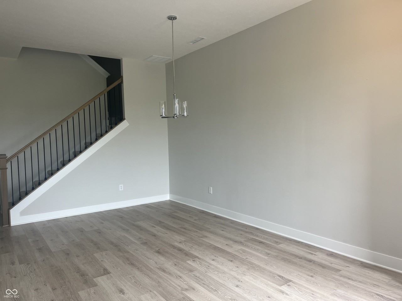 816 Kinzer Ave - Photo 6 of 27
