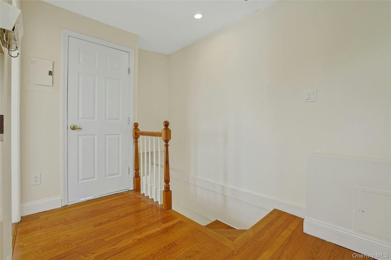 188 Main St - Photo 4 of 29