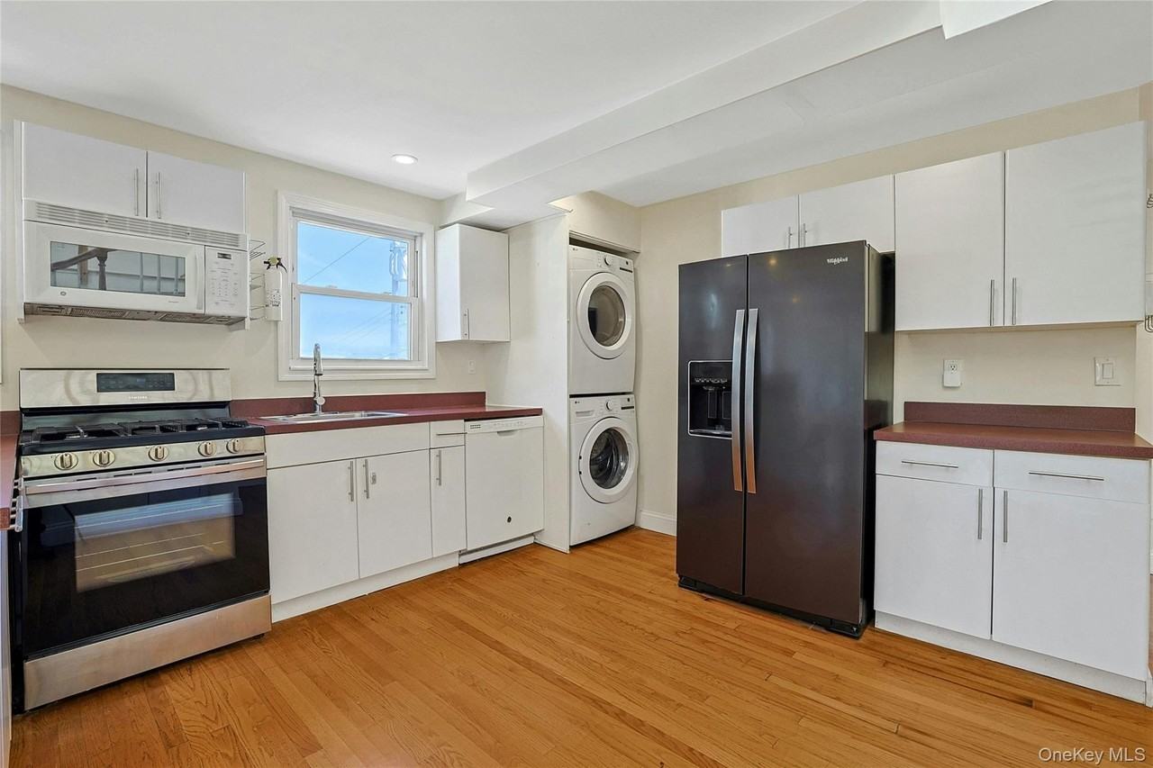 188 Main St - Photo 7 of 29