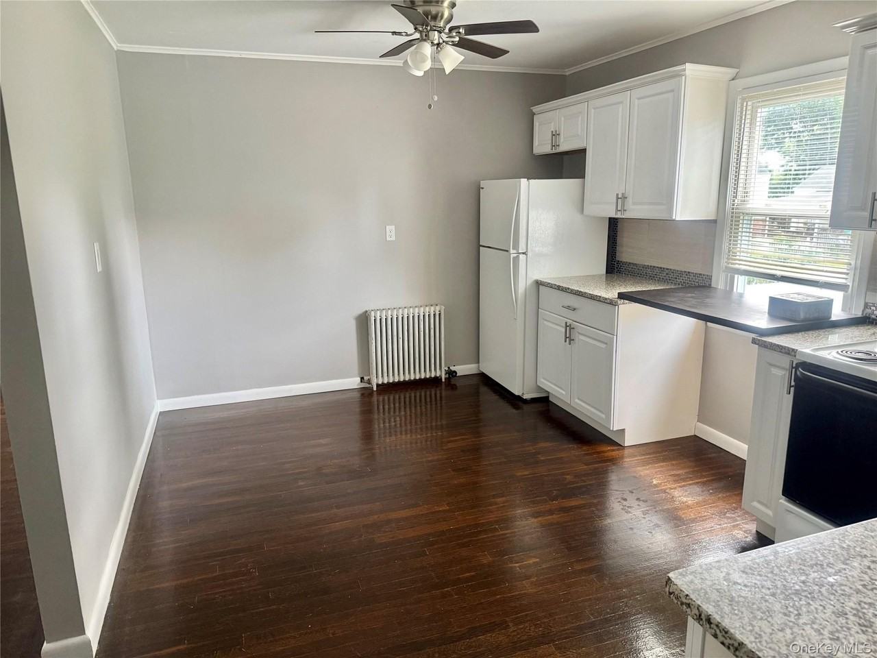 66 Folsom Ave - Photo 4 of 12
