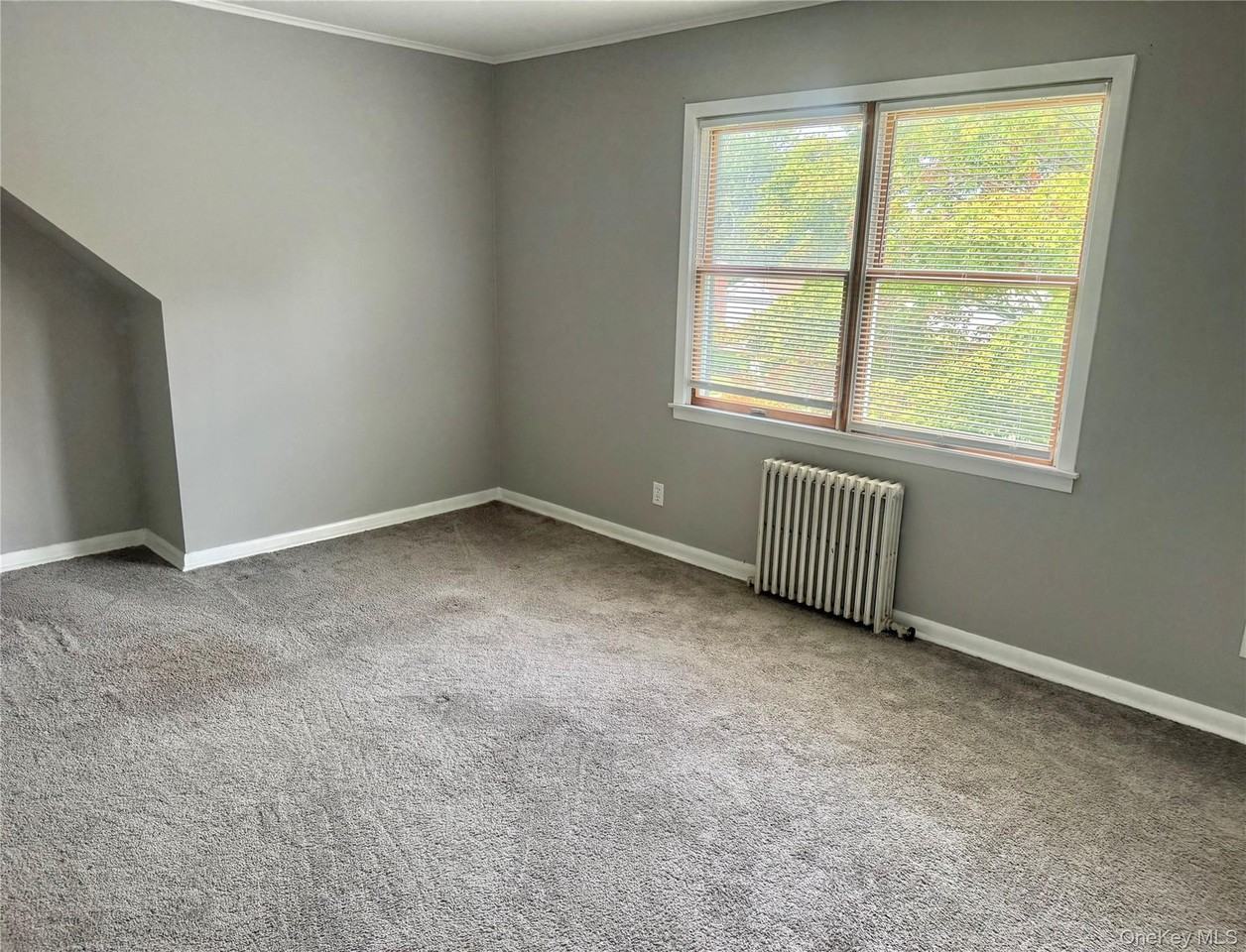 66 Folsom Ave - Photo 7 of 12