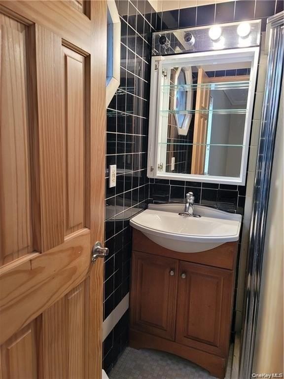 14 Lakeside Dr - Photo 7 of 25