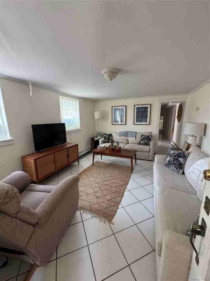 3 Clayton Ave - Photo 3 of 11