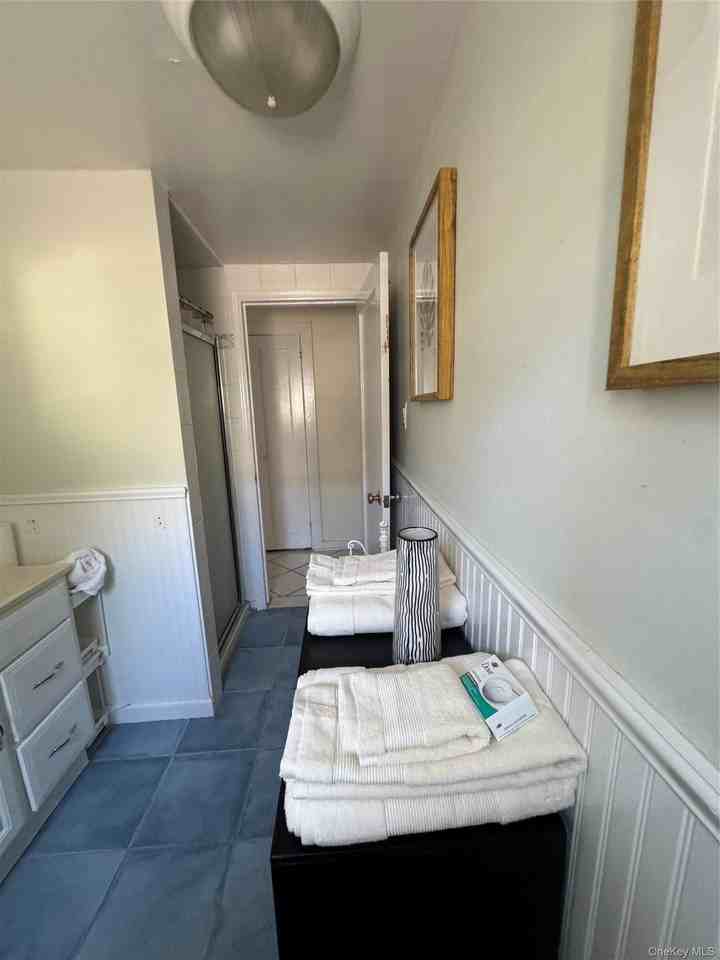 3 Clayton Ave - Photo 7 of 11