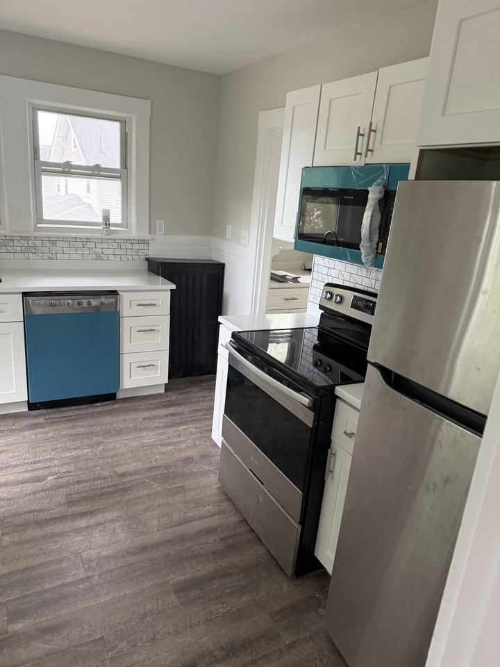 46 Wyman Rd #2 - Photo 3 of 11
