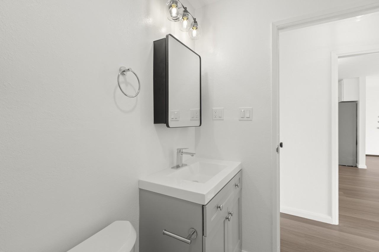 70 Crestline Drive #3 - Photo 5 of 31