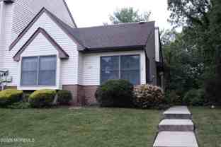 107 Westchester Dr - Photo 1 of 1