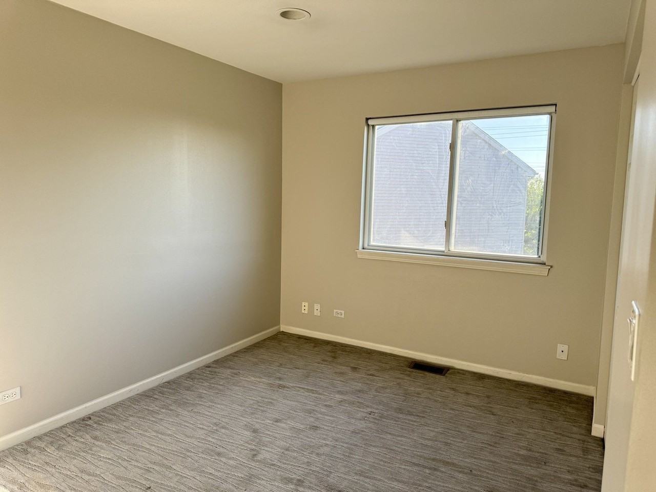 3183 Davey Ct - Photo 7 of 19
