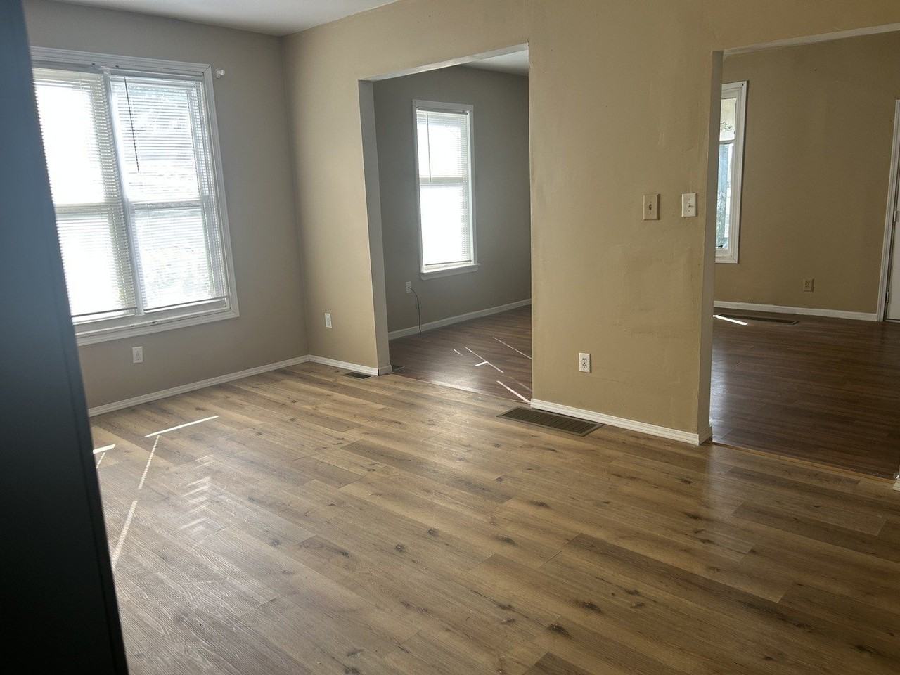 2209 1st St - Photo 3 of 10