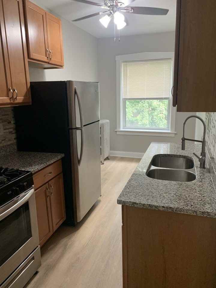 4460 N Avers Ave #2 - Photo 6 of 14