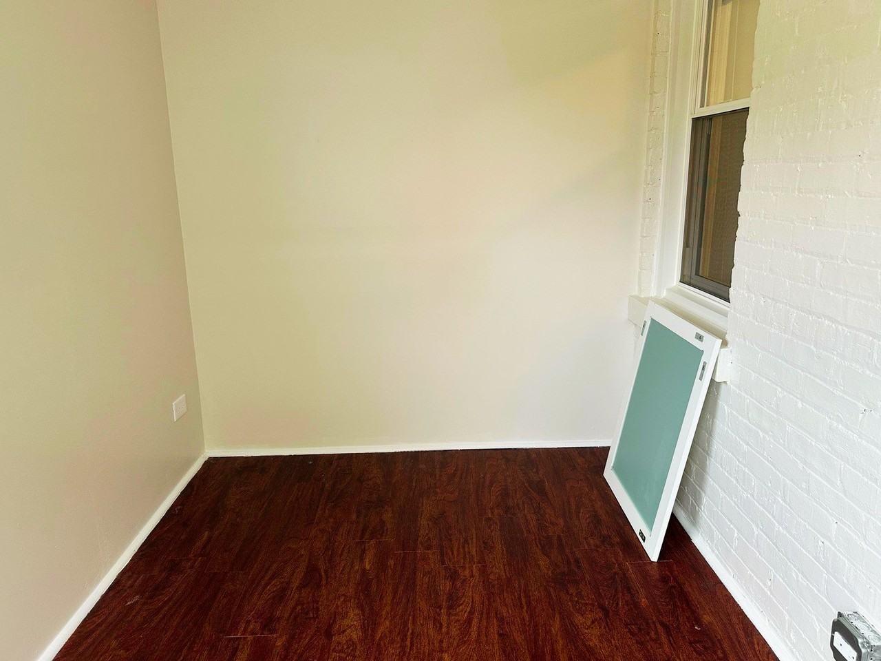 4952 Hull St #2E - Photo 4 of 5