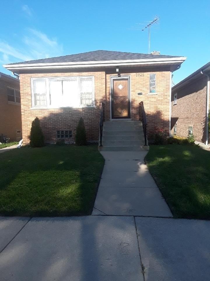 3826 Clarence Ave - Photo 2 of 32