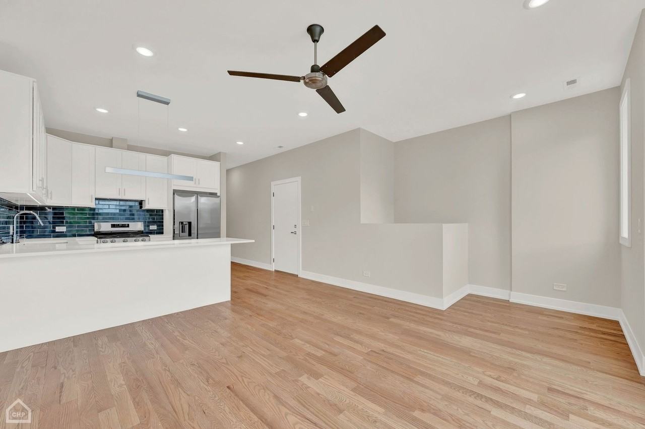 4611 S Saint Lawrence Ave #2 - Photo 5 of 20