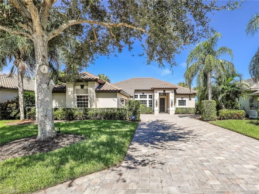 8983 Mustang Island Cir - Photo 3 of 48
