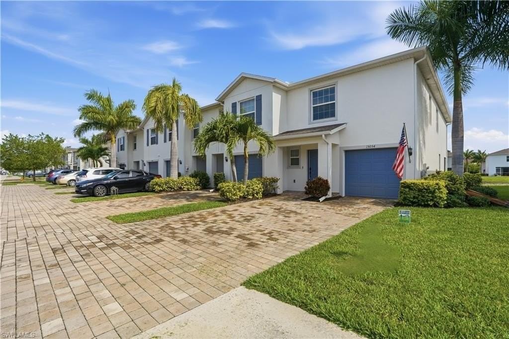 15054 Wildflower Cir - Photo 2 of 26