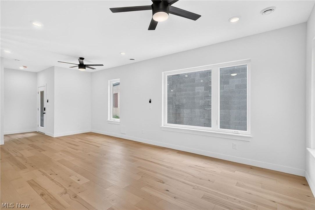 1352 W 78th St - Photo 6 of 38