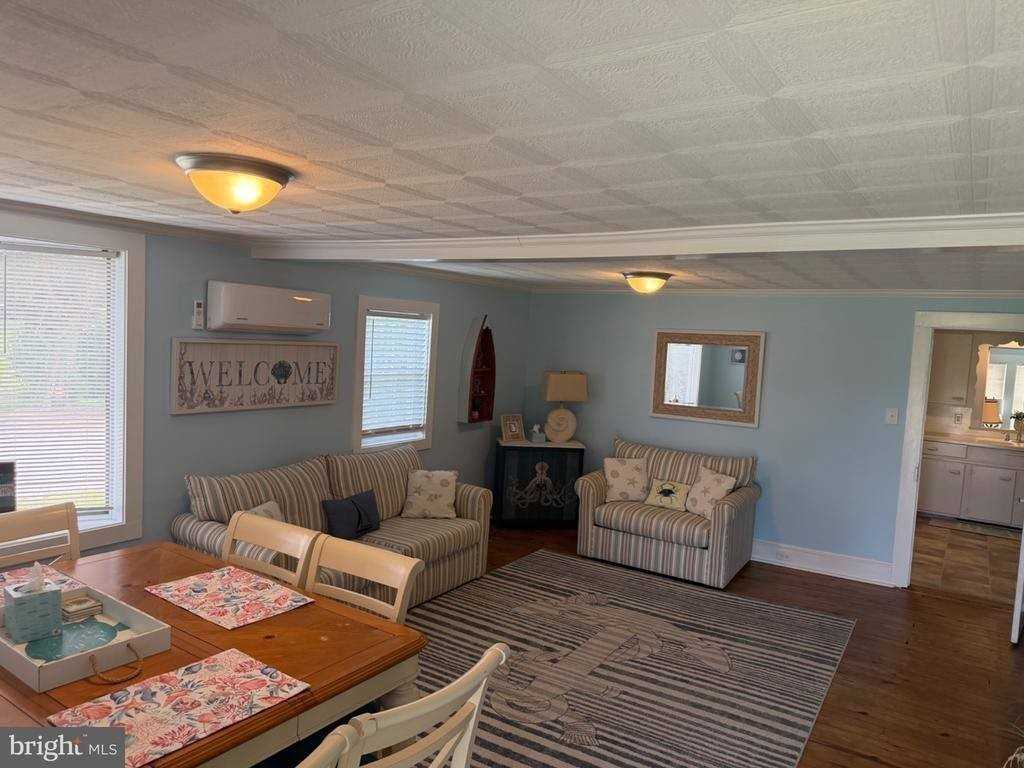30566 Gull Point Rd - Photo 4 of 20