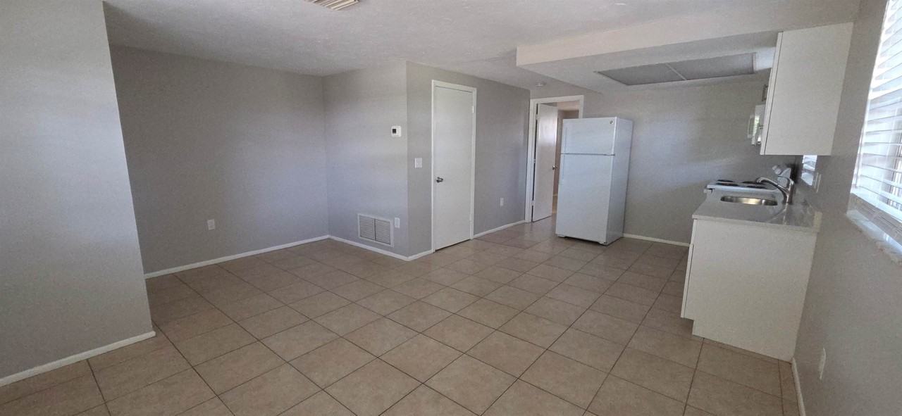 611 Osceola Rd - Photo 7 of 21