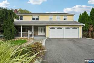 33 Randolph St - Photo 1 of 1