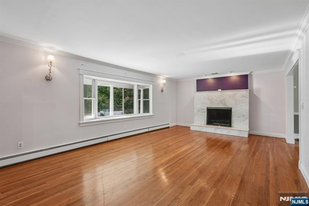 33 Randolph St - Photo 6 of 47