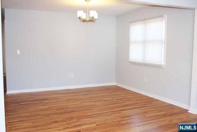 40 Chestnut St - Photo 4 of 6