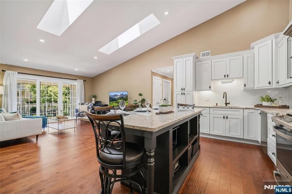 1002 Boxwood Ct