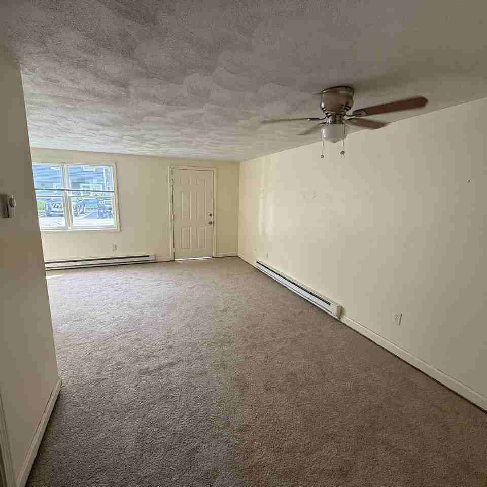 59 Stonegate Ln - Photo 6 of 21