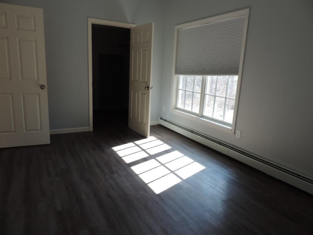93 Brentwood Rd - Photo 4 of 9