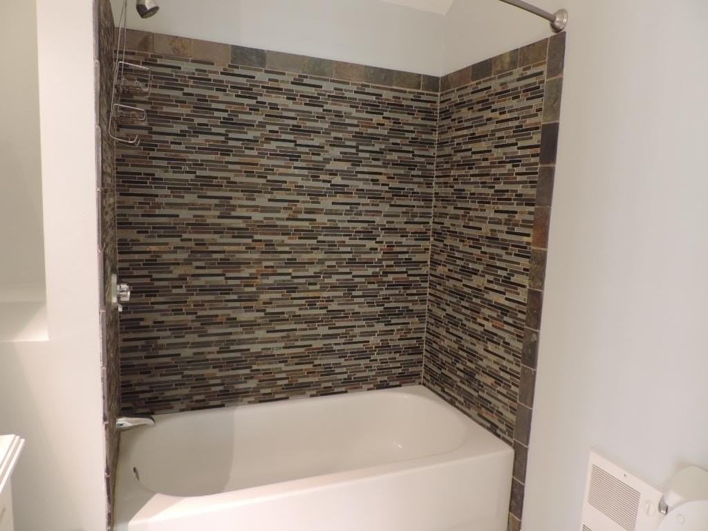 93 Brentwood Rd - Photo 7 of 9