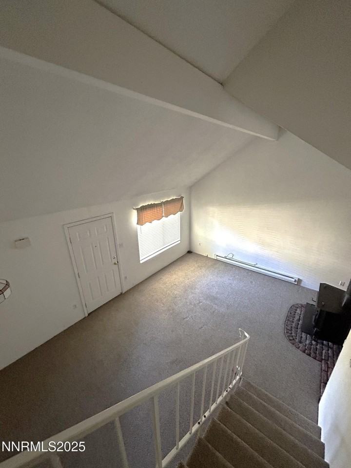 1706 London Cir - Photo 4 of 10