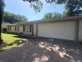 2315 W Park Ave - Photo 1 of 1
