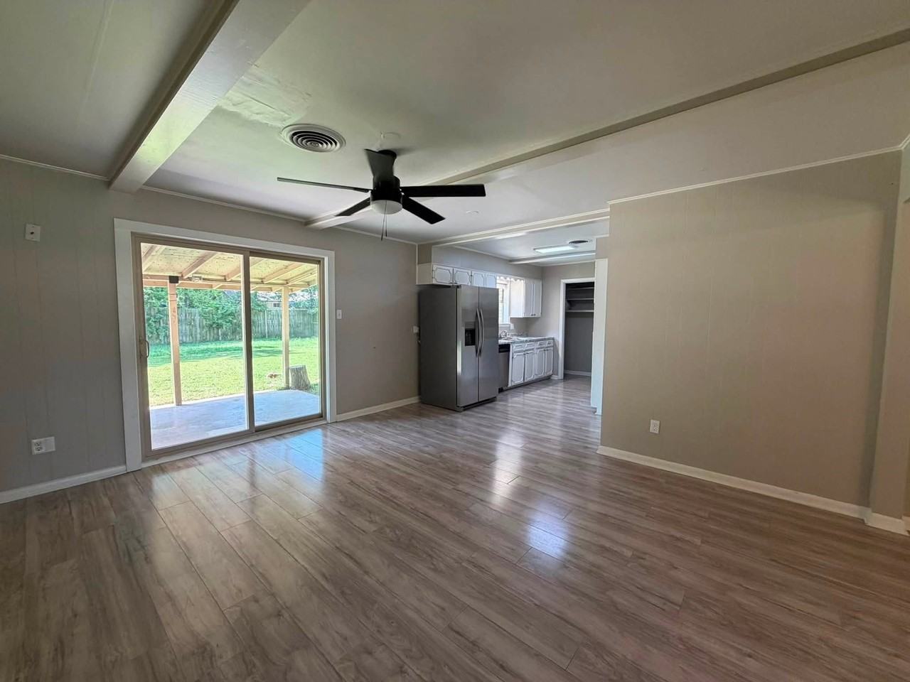 2315 W Park Ave - Photo 3 of 9