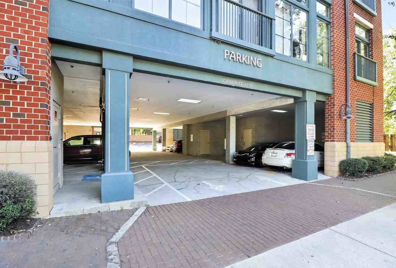 626 North Graham Street - 1Unit 205 #1 - Photo 4 of 50