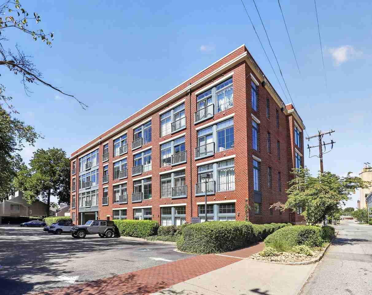 626 North Graham Street - 1Unit 205 #1 - Photo 6 of 50