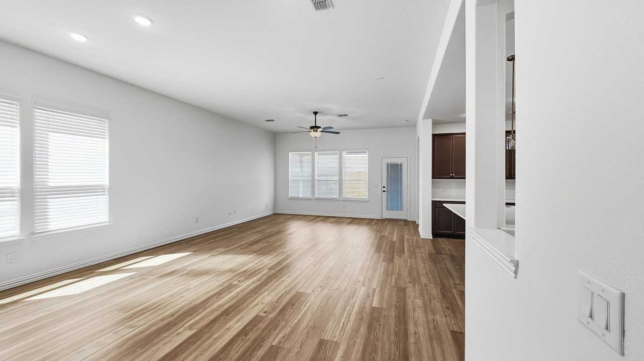 2508 Marigot St - Photo 6 of 24