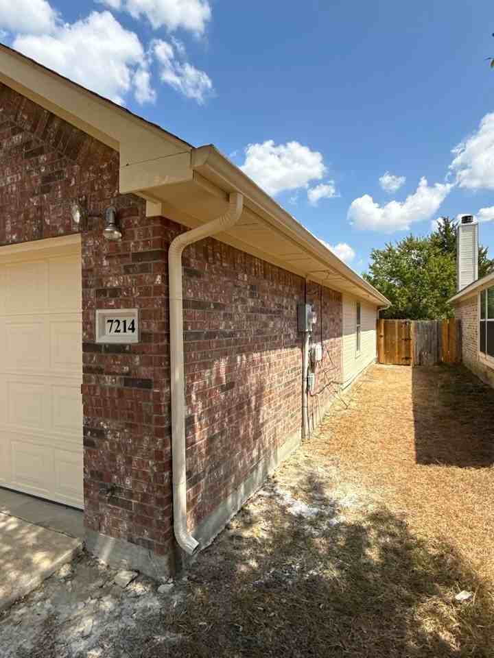 7214 Sierra Way - Photo 3 of 28
