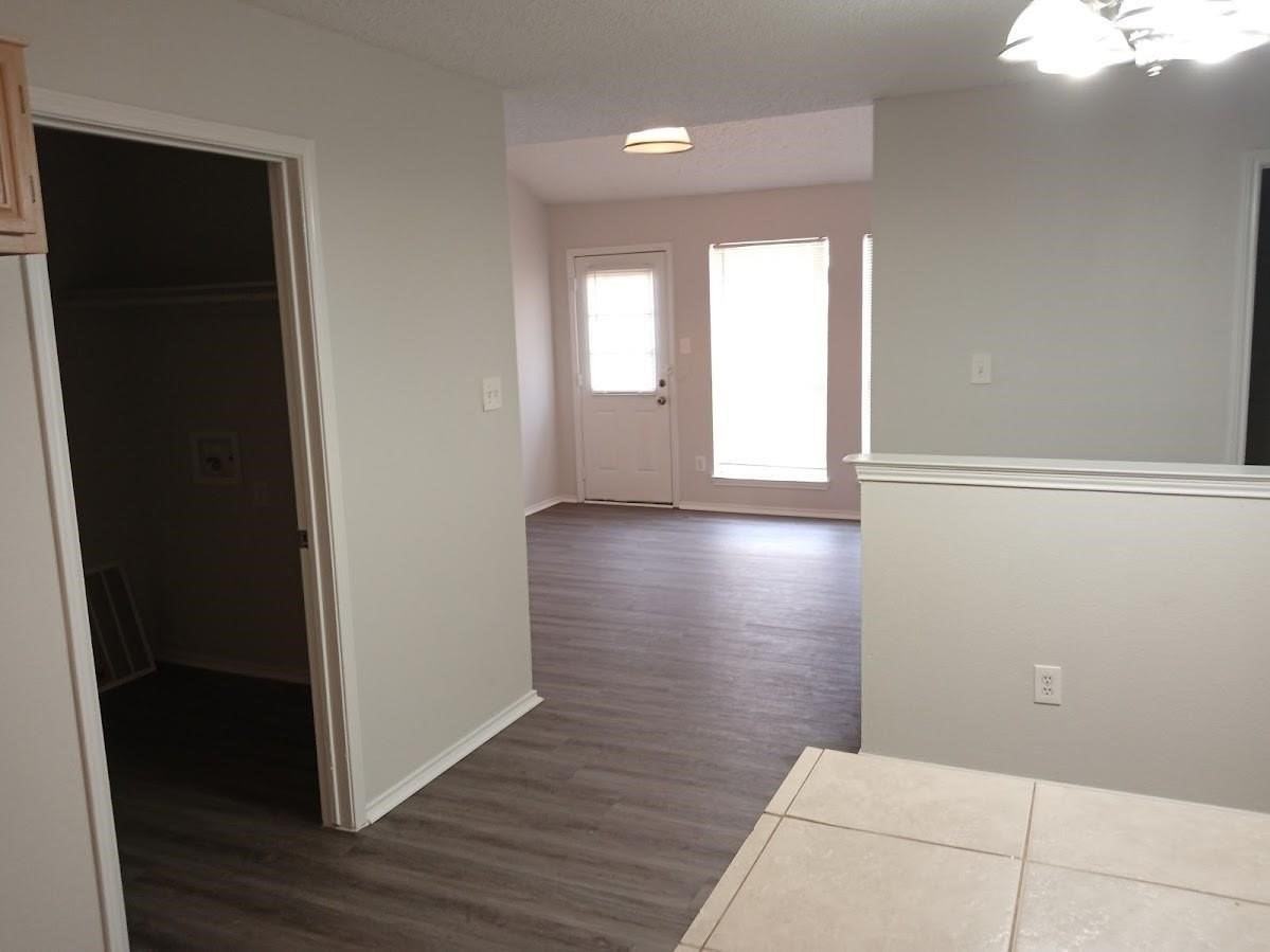 12207 China Lake Dr - Photo 2 of 9